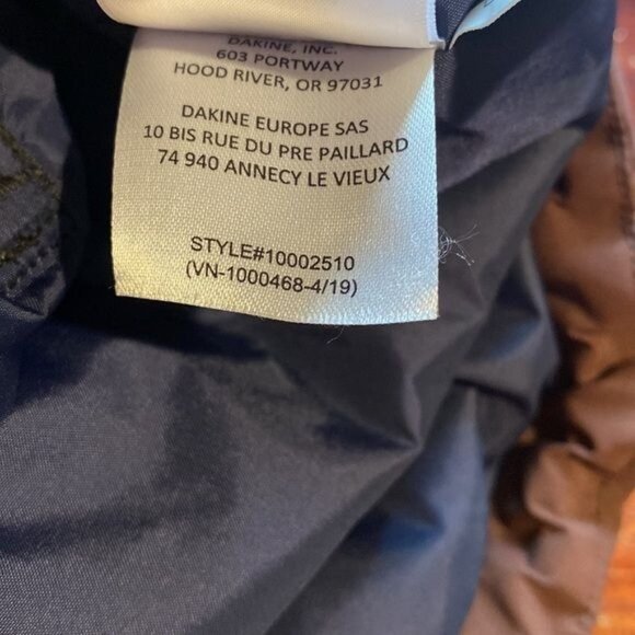 Dakine Tilly Jane Gore-Tex 2L Insulated Winter Jacket: Size Extra Small - Picture 13 of 14